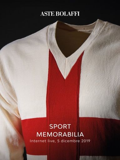 All'asta le maglie di Coppi e Pelè: cimeli senza tempo che valgono migliaia di euro All'asta le maglie di Coppi e Pelè: cimeli senza tempo che valgono migliaia di euro