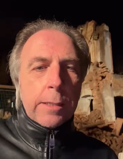 Bottano sul luogo del crollo Bottano sul luogo del crollo