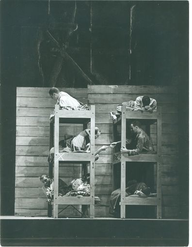 Foto di scena &quot;Se questo è un uomo&quot;