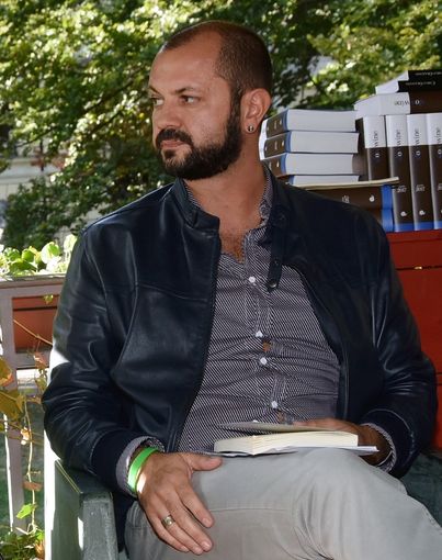 Domani &quot;Dalla parte opposta&quot; di Valerio Vigliaturo alla libreria &quot;Il Ponte sulla Dora&quot;