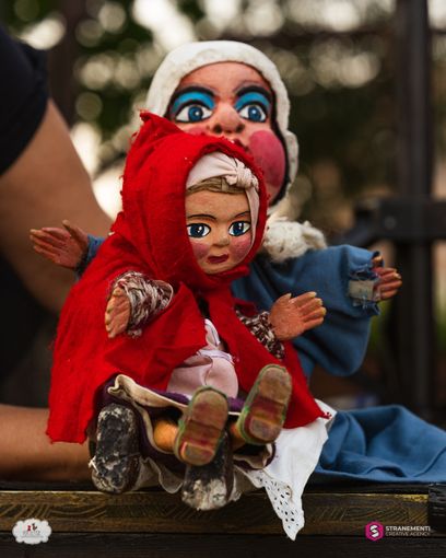 I riflettori di Burattinarte si accendono su due “mostri sacri”            del Teatro di figura