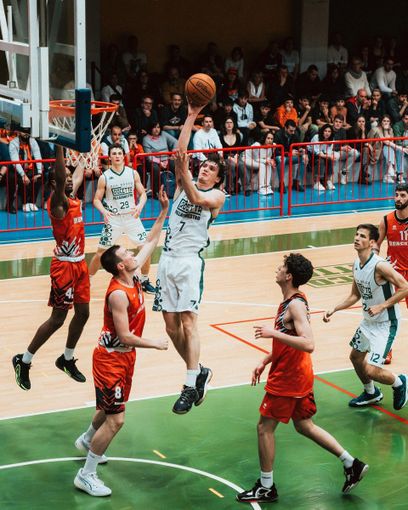 partita di basket partita di basket