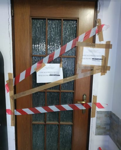 Sequestrato dai vigili un esercizio commerciale in via Scarlatti Sequestrato dai vigili un esercizio commerciale in via Scarlatti