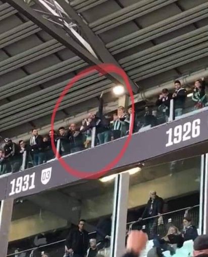 Daspo di 2 anni per il tifoso bianconero che ha mimato la caduta di un aereo Daspo di 2 anni per il tifoso bianconero che ha mimato la caduta di un aereo