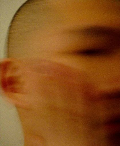 All'Azimut Club, Free Slap: l'artista cinese Liu Bokang invita alla riflessione sulla violenza della società di oggi