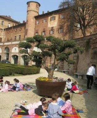 bimbi al giardino delle rose