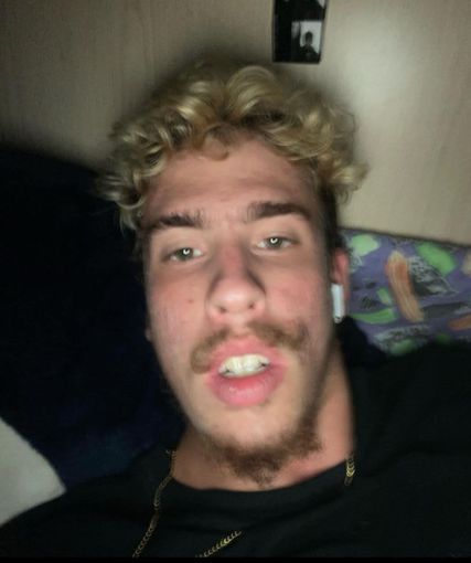 persona in primo piano persona in primo piano