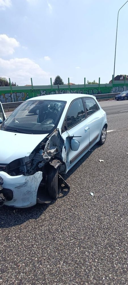 incidente automobilistico incidente automobilistico