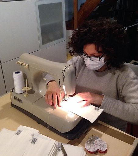 Il Teatro Regio produce e distribuisce gratuitamente mascherine