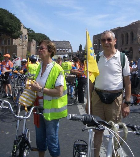 Piero Quaglia (a destra) alla manifestazione nazionale di Salvaiciclisti a Roma