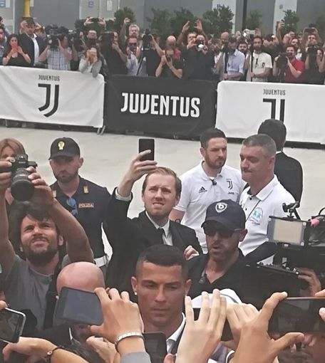 In centinaia per le  visite mediche di CR7: è il Ronaldo day
