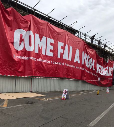 Striscione pro-clima di Chieri Striscione pro-clima di Chieri