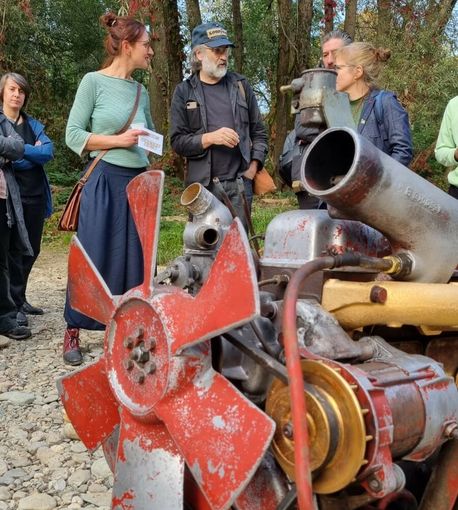 A Nichelino Mike Nelson riproduce un motore dell'iconico camion Fiat 650N