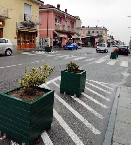 A Luserna San Giovanni arrivano le fioriere per proteggere i pedoni