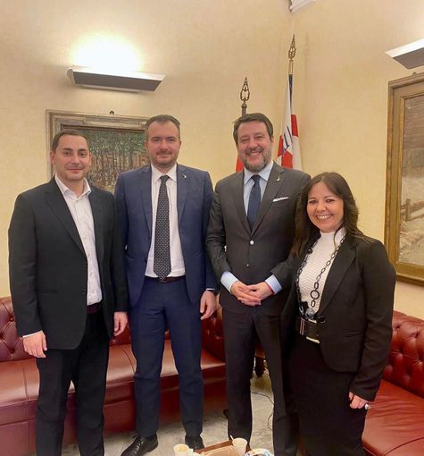 leghisti e salvini leghisti e salvini