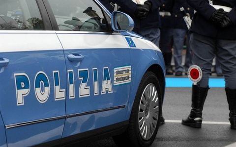 Accoltellamento in via Sansovino: ferito alla gamba un 20enne