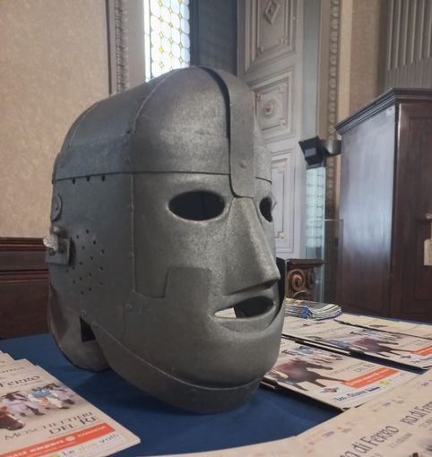 Pinerolo ritorna nel Seicento con ‘La Maschera di ferro’ Pinerolo ritorna nel Seicento con ‘La Maschera di ferro’