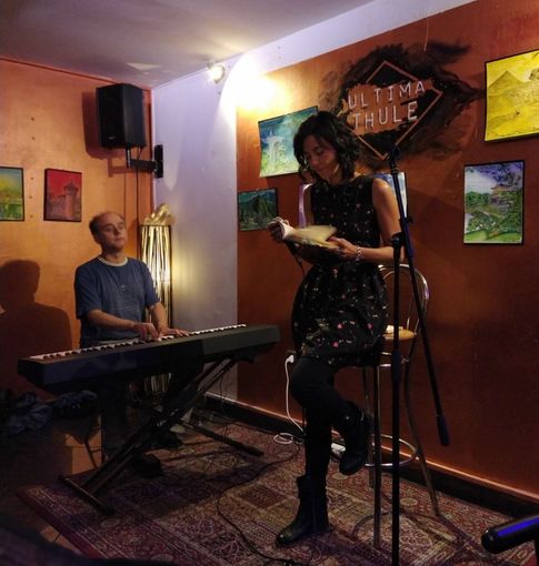 All'Ultima Thule di Via Cigna l'unica rassegna poetica con “pianista incorporato” All'Ultima Thule di Via Cigna l'unica rassegna poetica con “pianista incorporato”