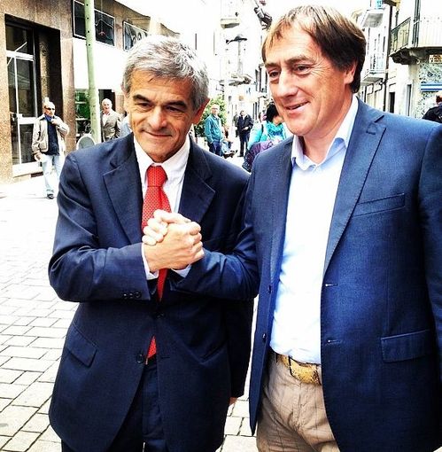Il presidente della Regione Piemonte, Sergio Chiamparino, con il sindaco di Settimo Torinese, Fabrizio Puppo