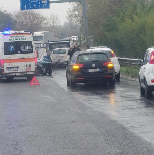 Pinerolo: frontale sulla circonvallazione, tre donne ferite