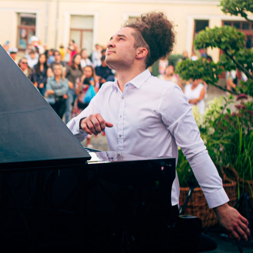 Artem Tereshchenko in concerto con "Firework of transcriptions a Torino