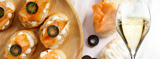 Asti Moscato d'Asti DOCG: le bollicine italiane più amate del mondo per un Natale in famiglia