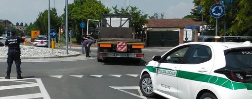 camion fermo polizia locale nichelino