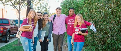 Studiare all’estero alle scuole superiori senza perdere l’anno