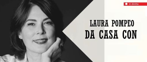 Laura Pompeo, da neofita a regina di Facebook. A Moncalieri l’assessore alla Cultura diventa fenomeno social