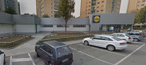Immagine di repertorio: il vecchio Lidl, trasferitosi in via Bologna
