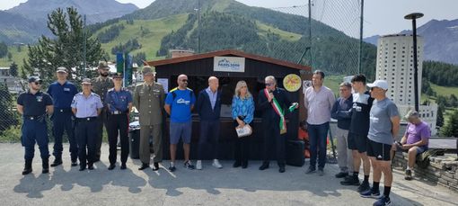 Sestriere: inaugurati due campo da padel a duemila metri d'altitudine Sestriere: inaugurati due campo da padel a duemila metri d'altitudine