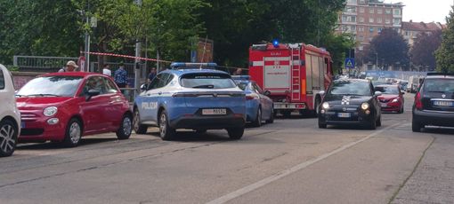 L'intervento dei vigili del fuoco e della polizia L'intervento dei vigili del fuoco e della polizia