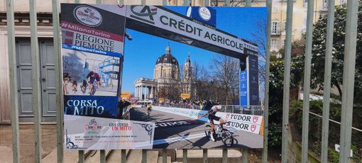La Milano-Torino compie 150 anni: da oggi mostra fotografica ai piedi della Mole La Milano-Torino compie 150 anni: da oggi mostra fotografica ai piedi della Mole