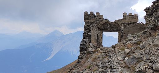 fortificazioni in alta val di Susa fortificazioni in alta val di Susa