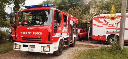 Incendio all'interno di una villetta disabitata a Luserna San Giovanni