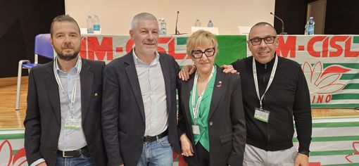 quattro persone insieme