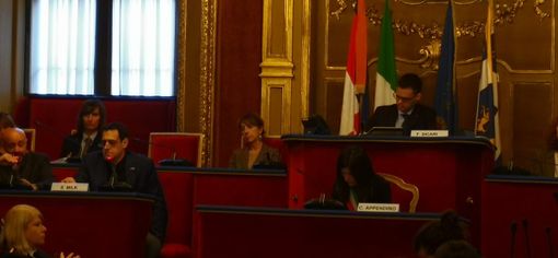 Registrazioni figli coppie gay, Appendino premiata: &quot;Torino non permetterà che il buio abbia il sopravvento&quot;