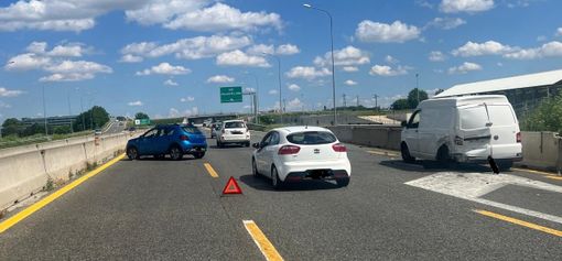 Incidente sulla sopraelevata di Moncalieri: lunghe code