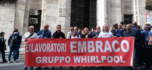 Embraco, iniziati gli incontri a Roma per avere risposte dal governo su Riva di Chieri [FOTO e VIDEO]