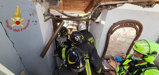 casa crollata e soccorsi