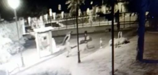 Furto di rame al cimitero: due arresti all'alba a Moncalieri. Devastate tombe e cappelle Furto di rame al cimitero: due arresti all'alba a Moncalieri. Devastate tombe e cappelle