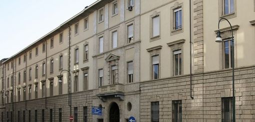Dramma in Questura a Torino: poliziotto si toglie la vita con la pistola d'ordinanza