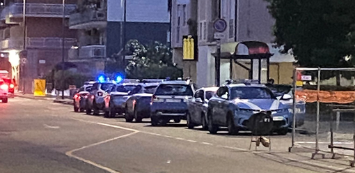 Volanti in strada delle Cacce a Mirafiori