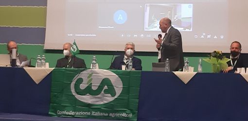 Stefano Rossotto eletto presidente di Cia agricoltori delle Alpi Stefano Rossotto eletto presidente di Cia agricoltori delle Alpi