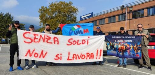 Un mese senza stipendio: sciopero di 8 ore alla Brugnago di Avigliana