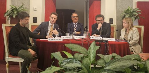 Alleanze, anche i Moderati chiudono la porta in faccia al M5S: "La nostra è la posizione di sempre" Alleanze, anche i Moderati chiudono la porta in faccia al M5S: "La nostra è la posizione di sempre"