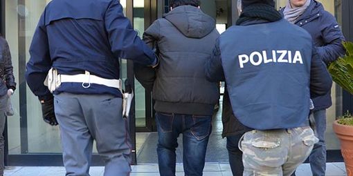 Tre arresti a Torino per furto in un supermercato
