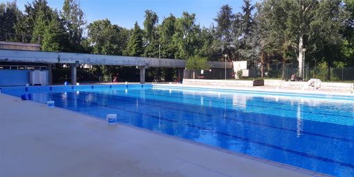 Apertura straordinaria delle piscine Franzoj e Colletta a Ferragosto