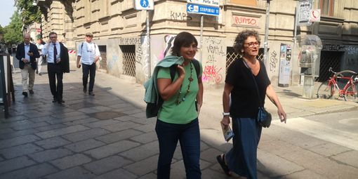 Caro-bollette, Serracchiani (Pd) a Torino: "Liquidità per le imprese e tetto del gas. Sì al contratto luce sociale per dimezzare i costi" Caro-bollette, Serracchiani (Pd) a Torino: "Liquidità per le imprese e tetto del gas. Sì al contratto luce sociale per dimezzare i costi"