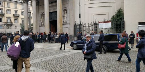 Nosiglia: "Di fronte al dramma di Beauty e alla mancanza di accoglienza da parte di alcuni, sono orgoglioso di quanto ha fatto Torino" (FOTO)